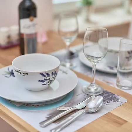 Lavender Center By Renters * Wroclaw